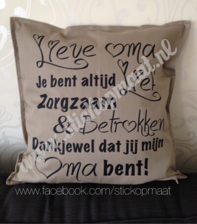 kussen-lieve-oma
