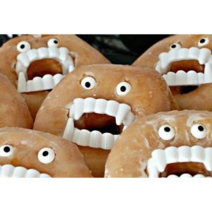 gebit-dracula-traktatie-donut